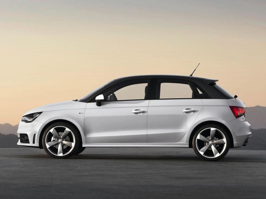 Audi A1 Sportback TDI S-Line (8X) 2012 года  (фото 4 из 19)